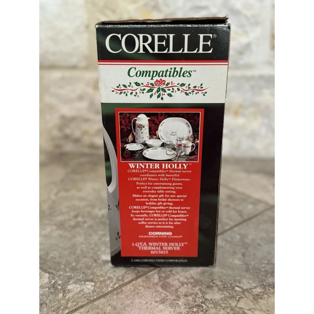 Vintage Corelle Compatibles Winter Holly Christmas 1 QT‎ Thermal Server-Carafe - Picture 5 of 11